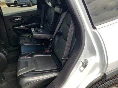 2021 Jeep Cherokee Latitude Lux (US) / Altitude (Can)