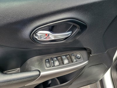 2021 Jeep Cherokee Latitude Lux (US) / Altitude (Can)