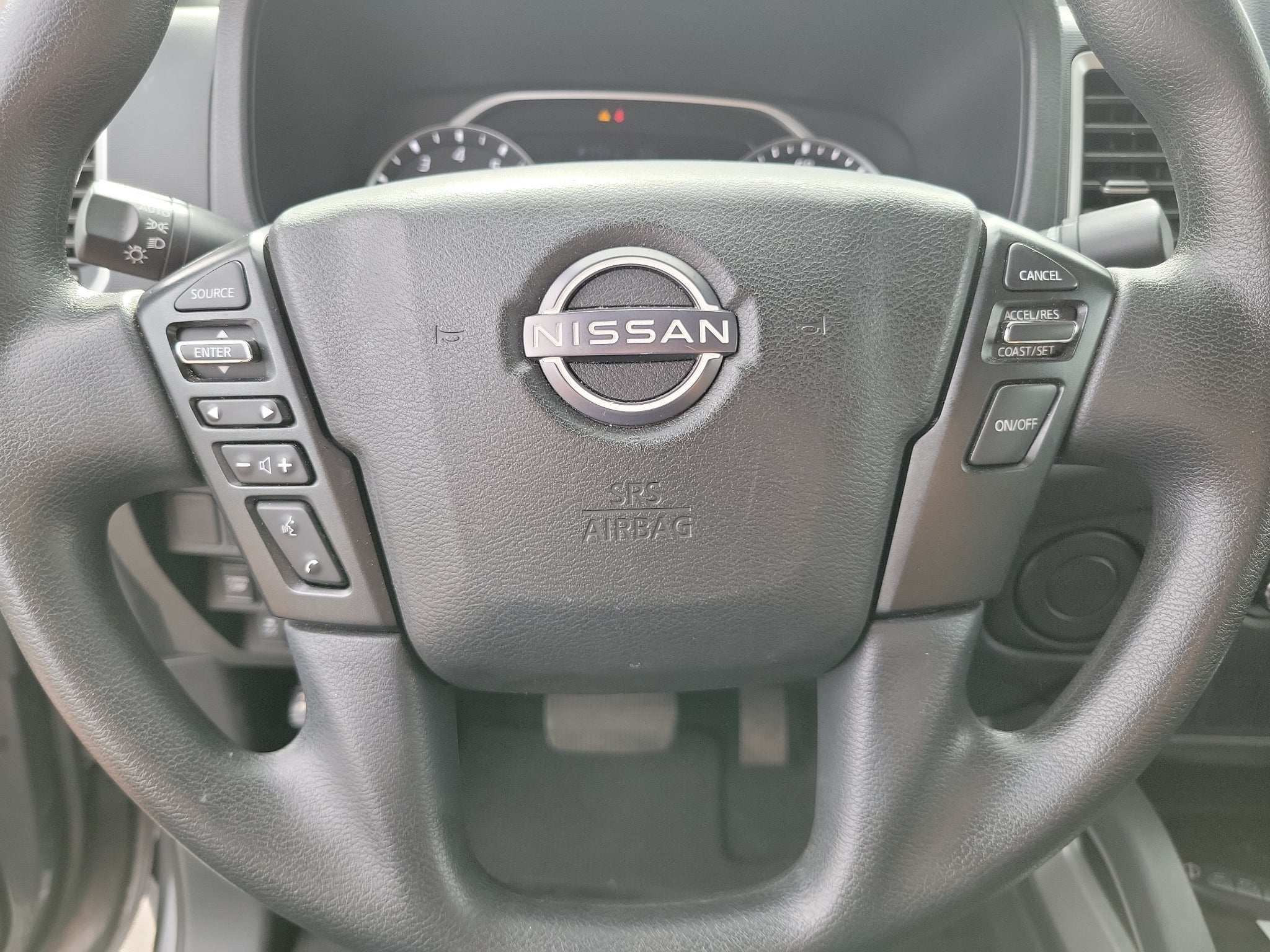 2024 Nissan Frontier SV