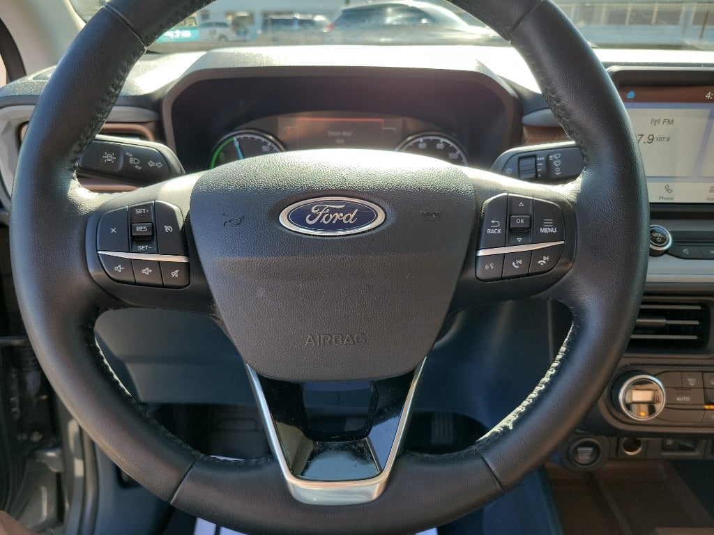 2022 Ford Maverick Base