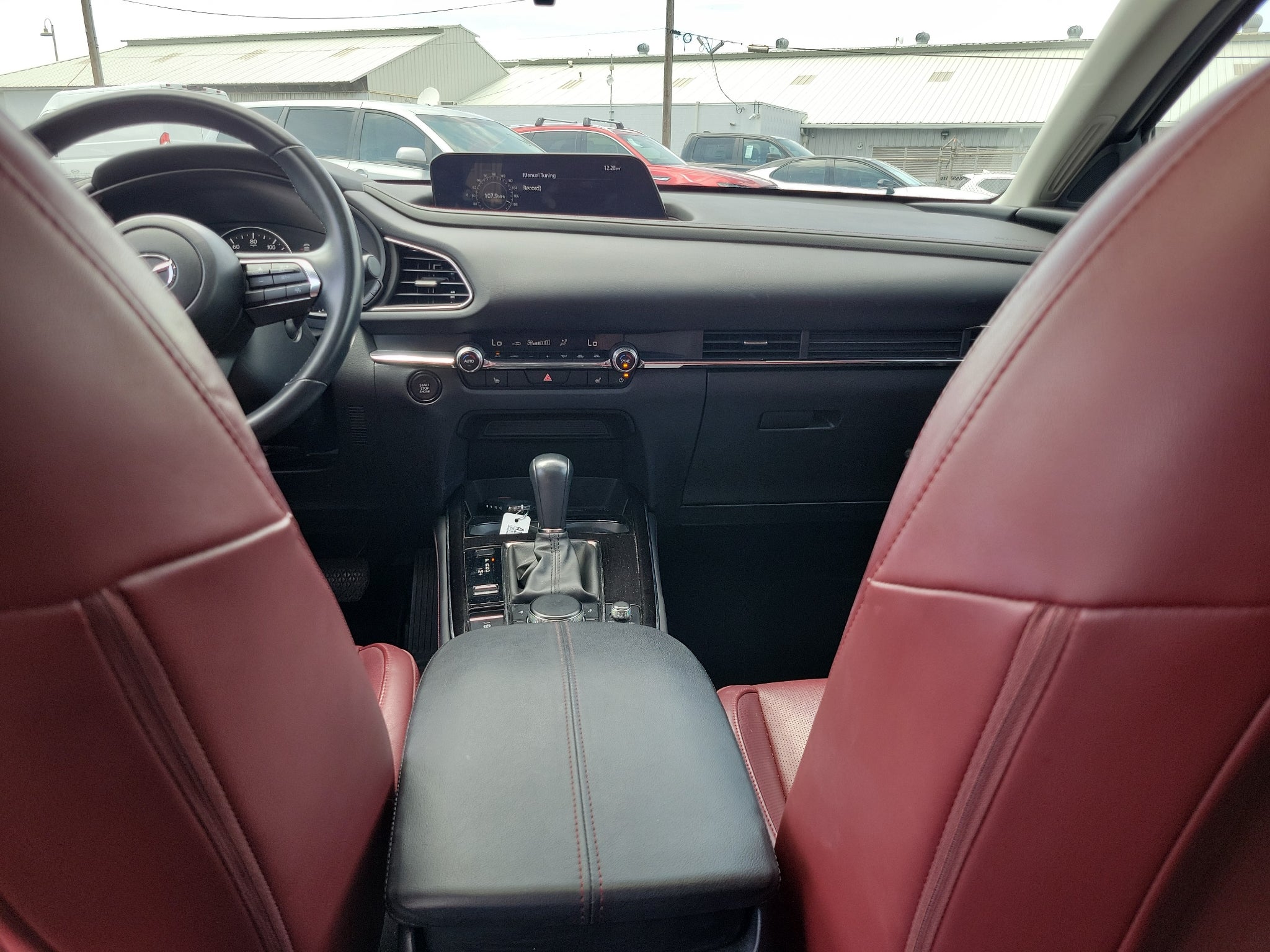 2025 Mazda Mazda CX-30 CARBON EDITION