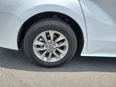 2026 Toyota Sienna LE