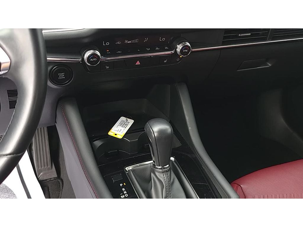 2025 Mazda Mazda3 Carbon Edition