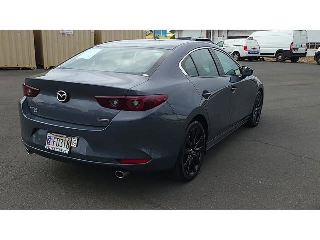 2025 Mazda Mazda3 Carbon Edition