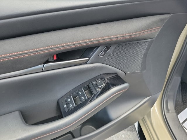2024 Mazda Mazda3 2.5 Carbon Turbo
