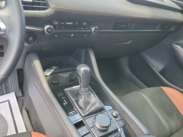 2024 Mazda Mazda3 2.5 Carbon Turbo