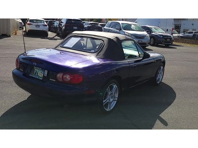 2004 Mazda Mazda MX-5 Miata Cloth