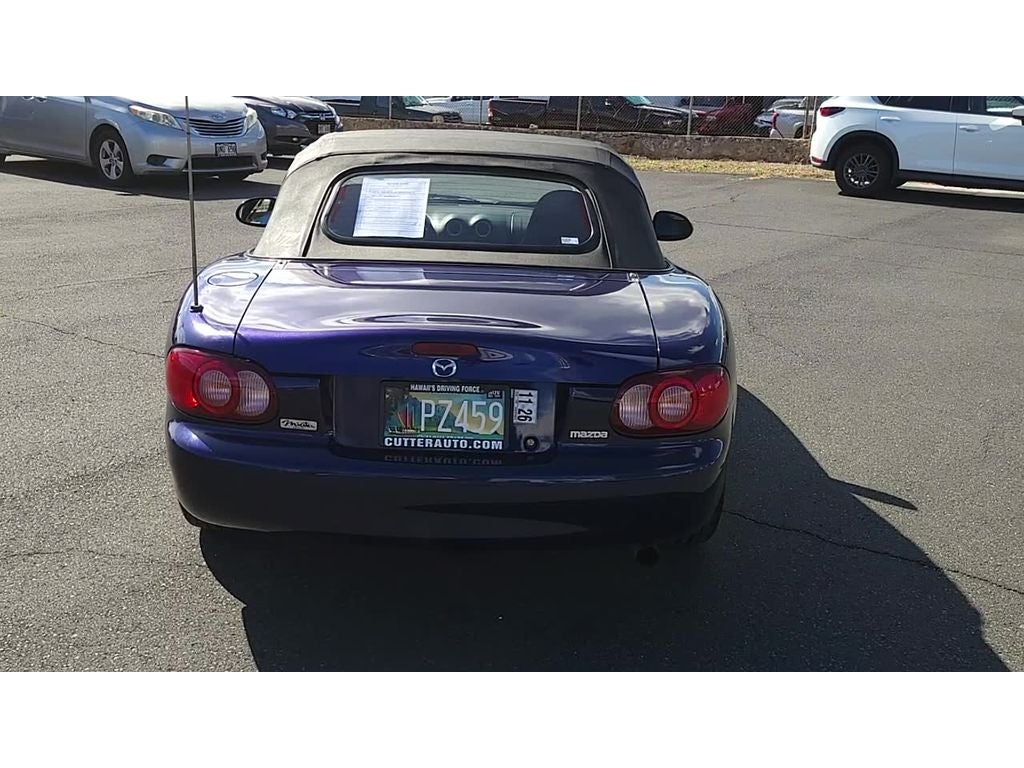 2004 Mazda Mazda MX-5 Miata Cloth