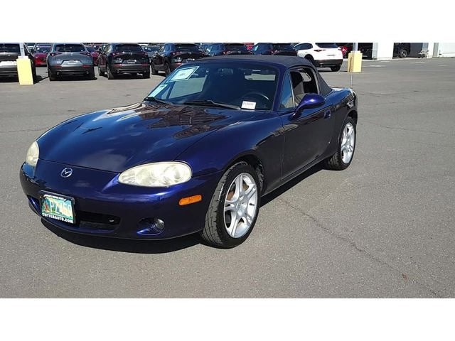 2004 Mazda Mazda MX-5 Miata Cloth