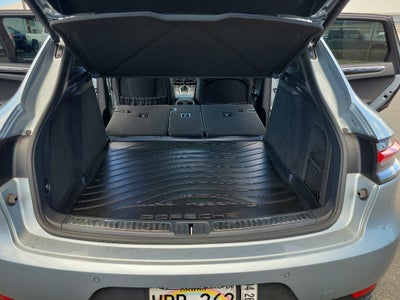 2021 Porsche Macan Base