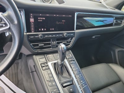 2021 Porsche Macan Base